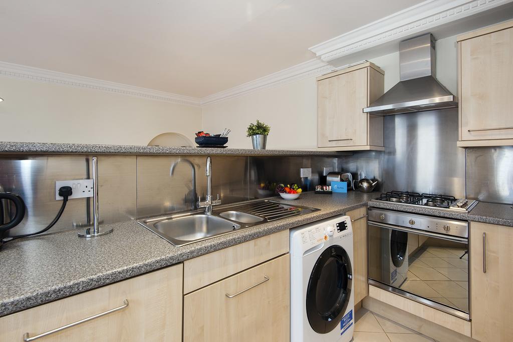 The Stratford Road Pied-A-Terre Apartman London Kültér fotó